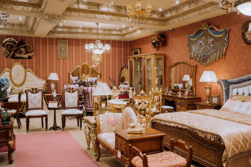 Royal Classic Furniture